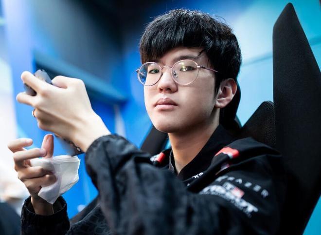 DOTA2比赛：VP将一队转为“不活跃”，二队VP.P有机会上位吗？