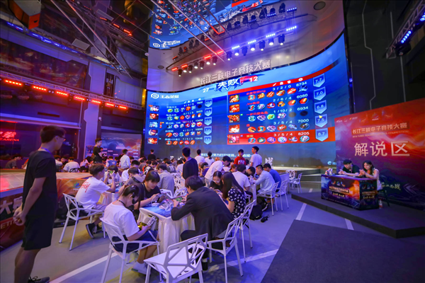 《英雄联盟：双城之战》收获第49届安妮奖9大奖项