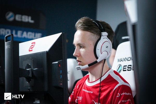 Woro2k 评论了他今天在 Heroic 的首次亮相